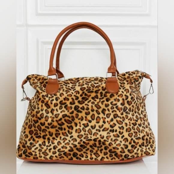 Zulily Handbags - Animal Print Brushed Weekender Bag